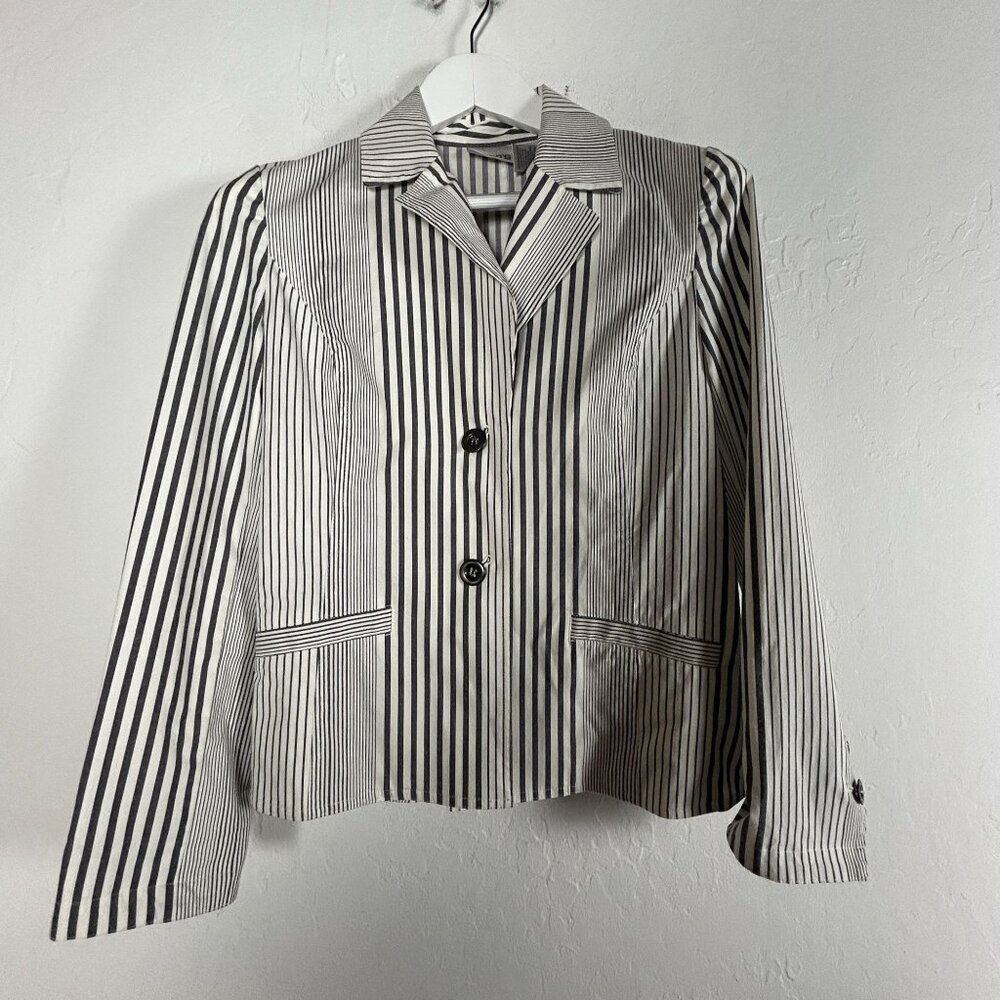 Chico's Black White Striped Button-Up Blazer Jacket Size 0 Cotton Blend Stretch